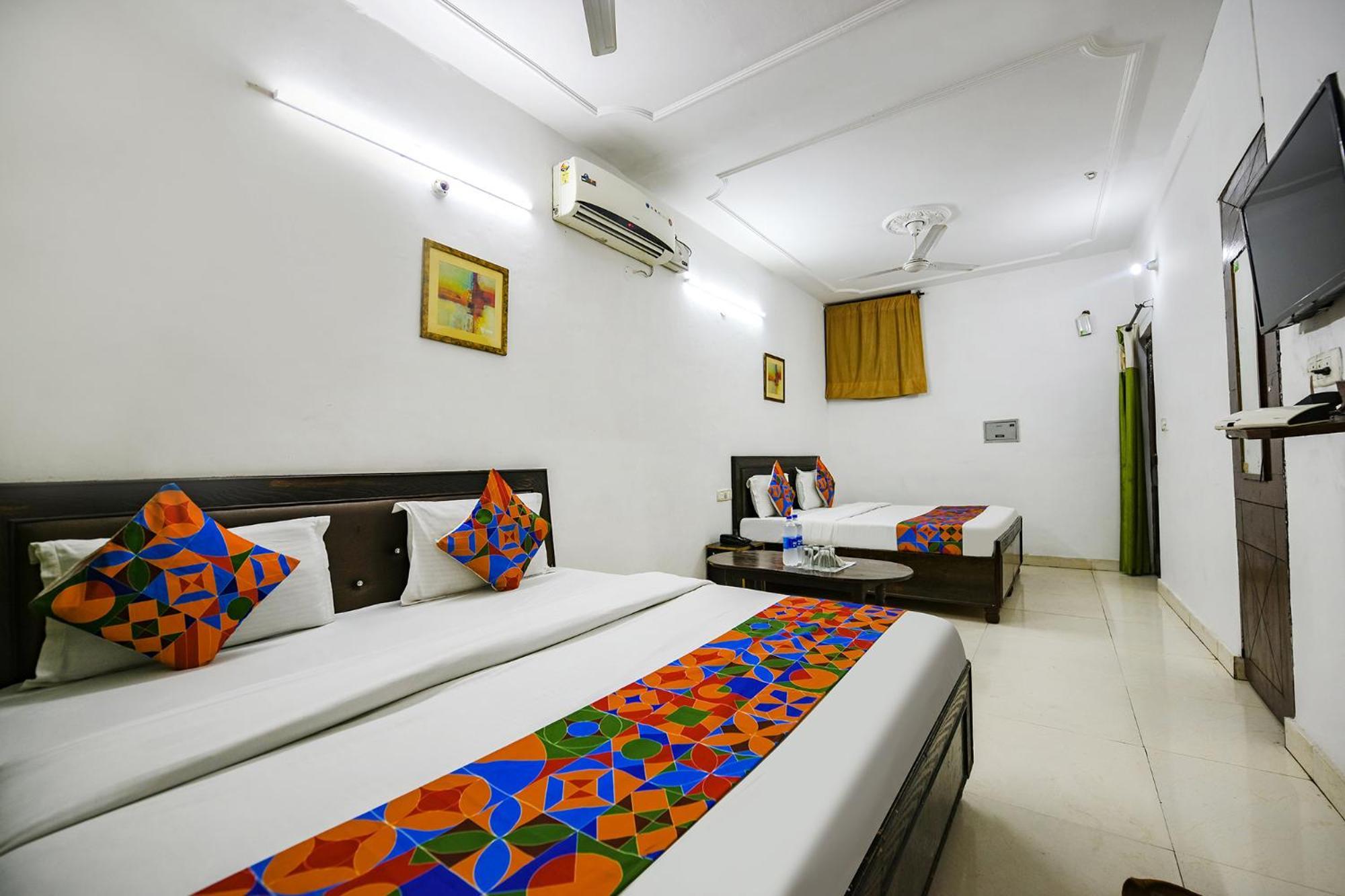Fabexpress Diamond Sec 45 Hotel Chandigarh Exterior photo