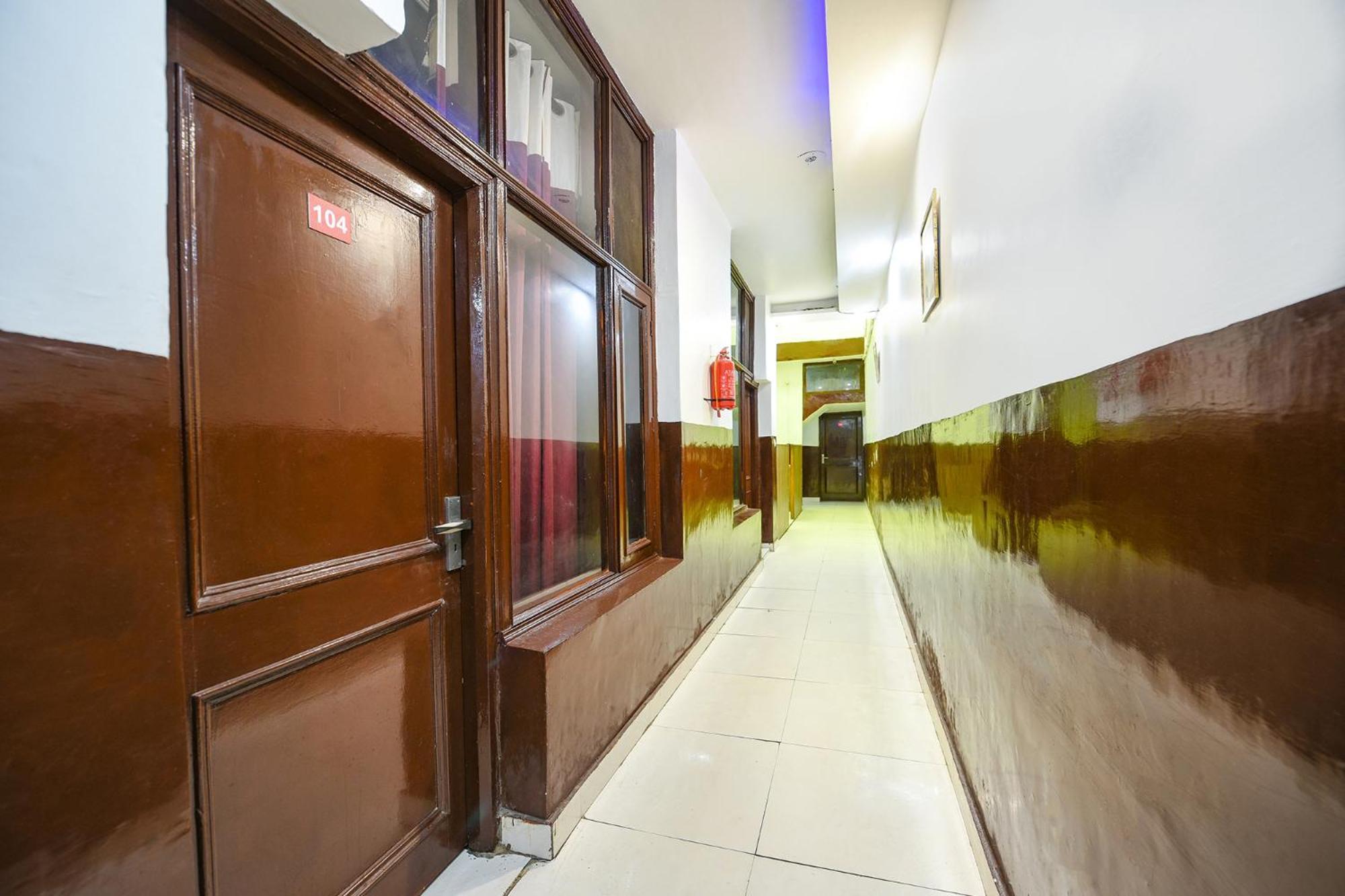 Fabexpress Diamond Sec 45 Hotel Chandigarh Exterior photo