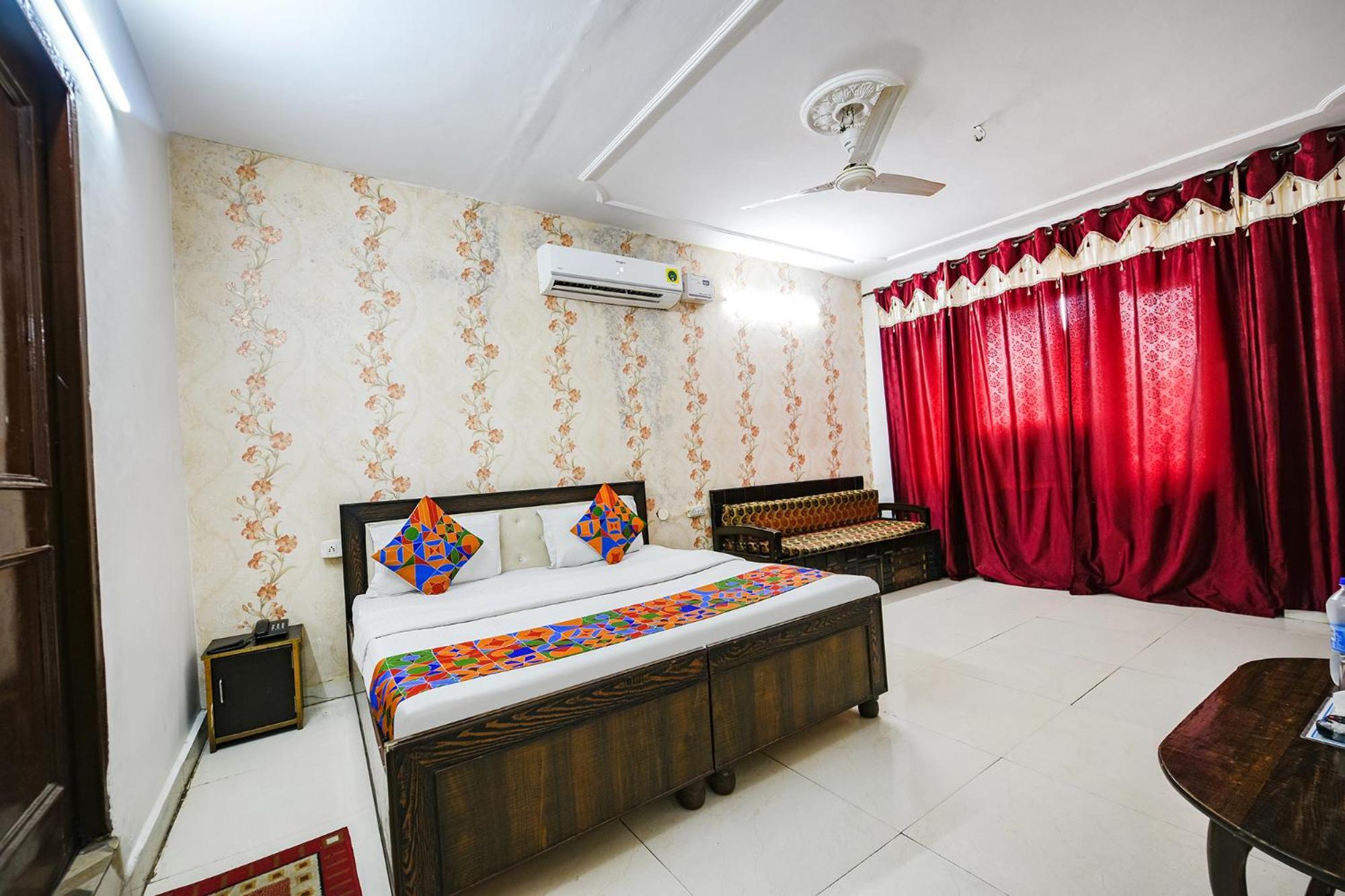 Fabexpress Diamond Sec 45 Hotel Chandigarh Exterior photo